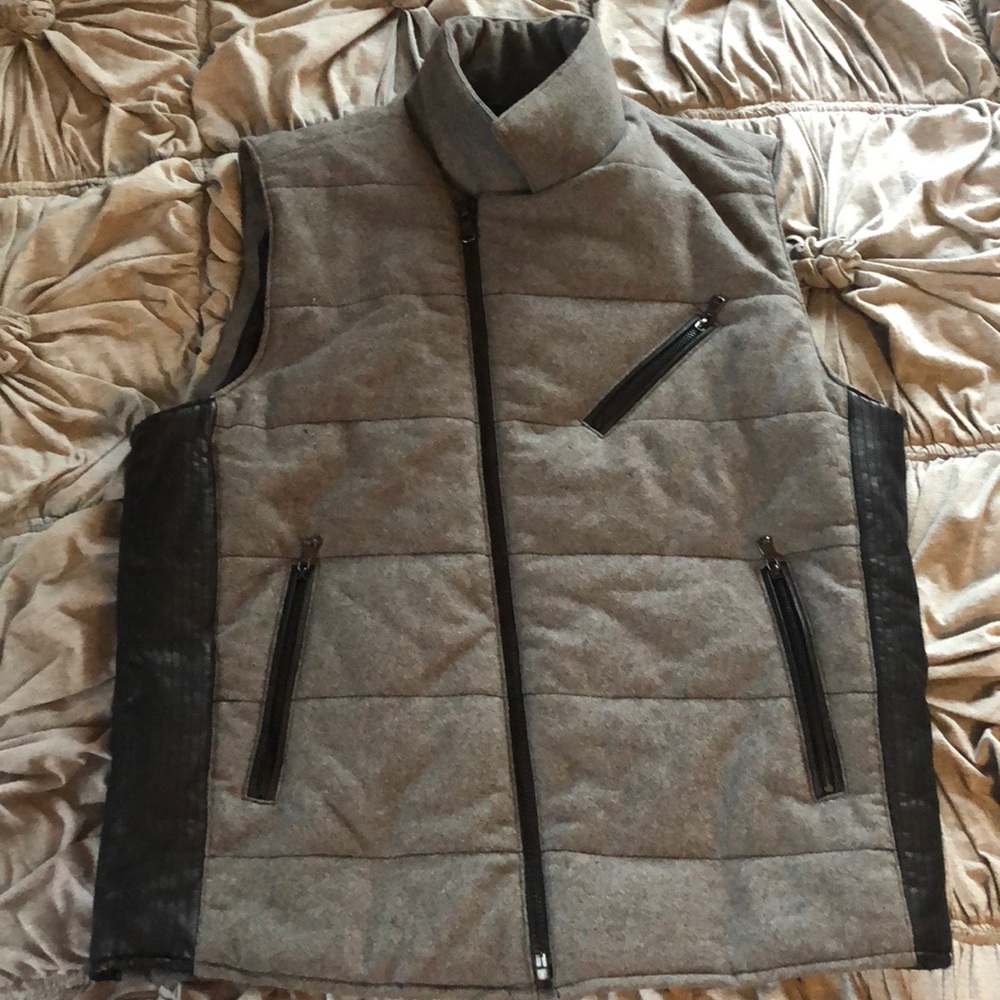 Bar III Vest